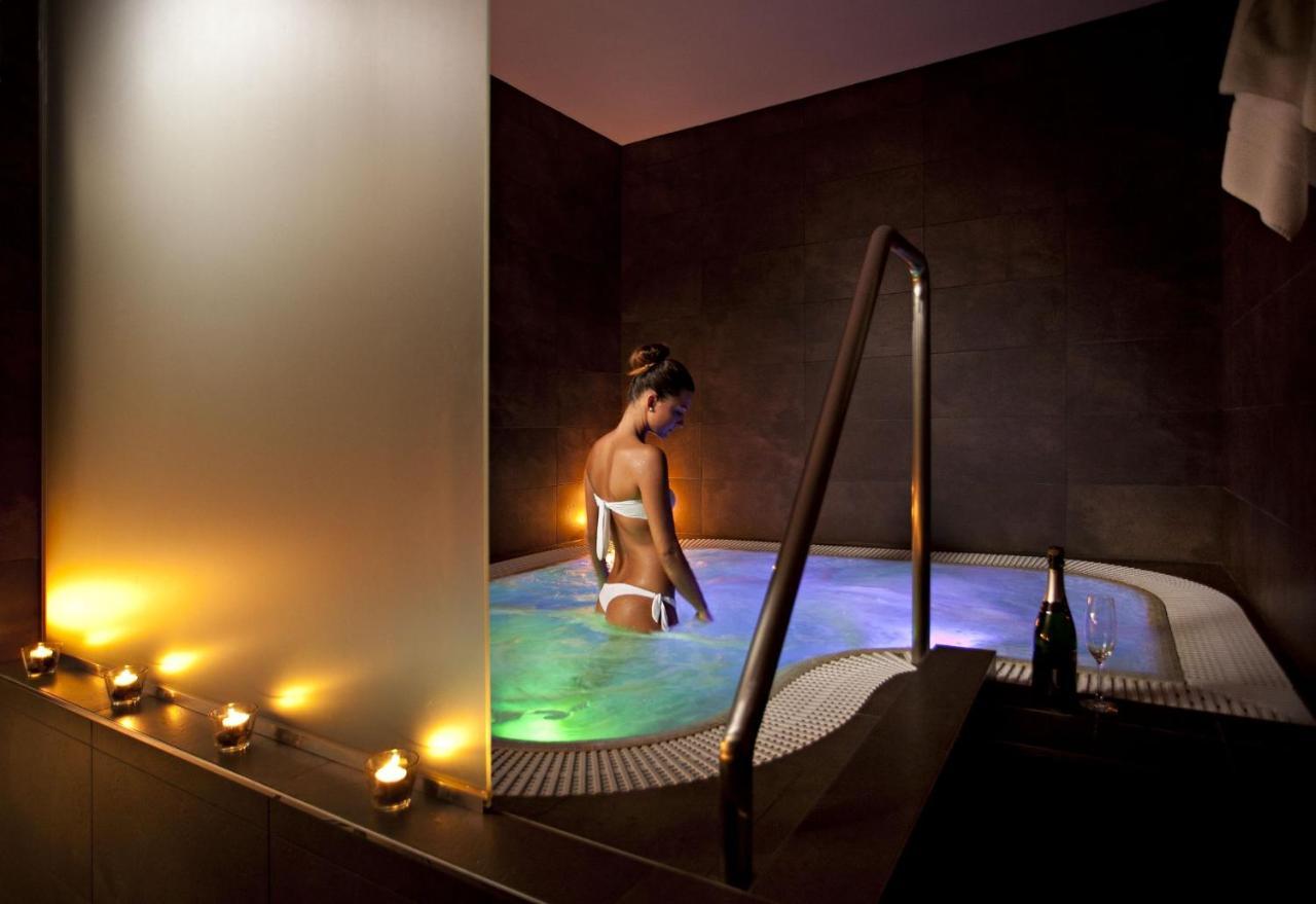 Wellness Hotel Abacie Nový Jičín Bagian luar foto