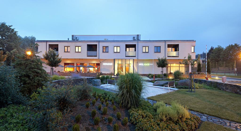 Wellness Hotel Abacie Nový Jičín Bagian luar foto