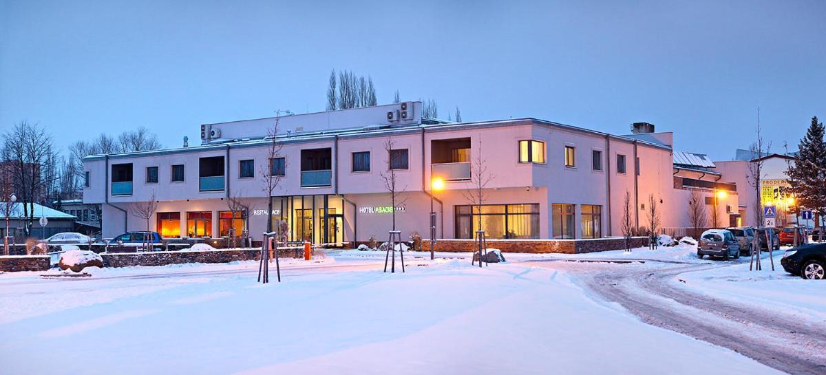 Wellness Hotel Abacie Nový Jičín Bagian luar foto